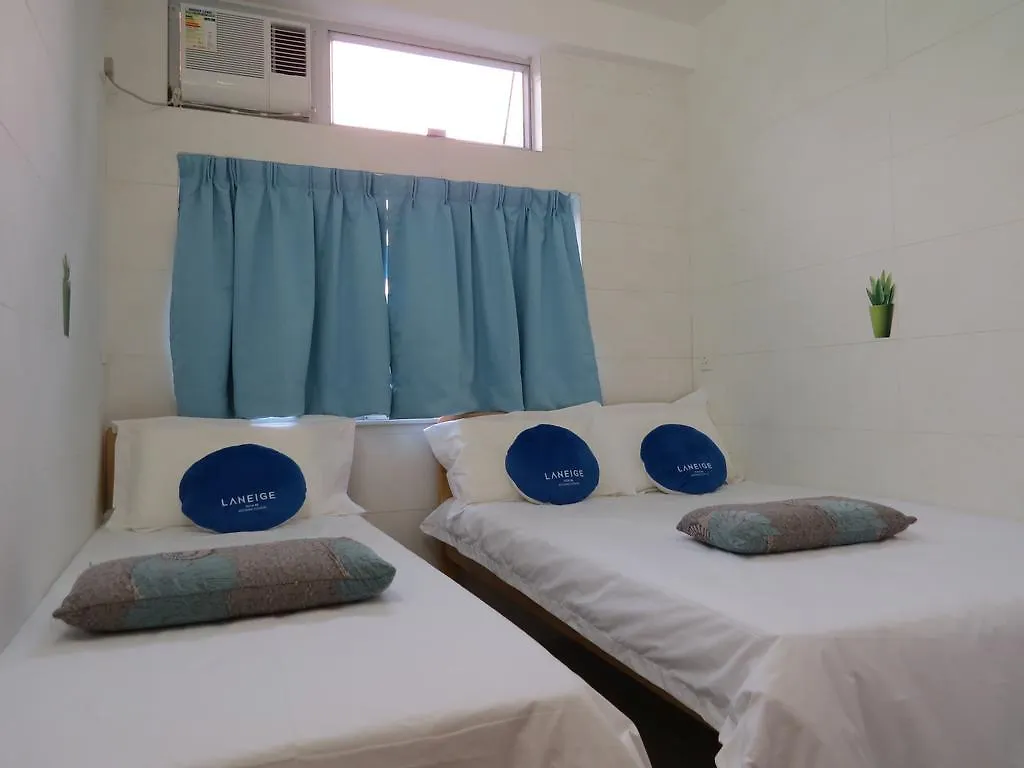 Sunny Day Guest House Hong Kong